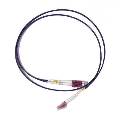 紫色 LC UPC から LC UPC デュプレックスパッチコード 光ファイバー MM,OM4,3.0mm