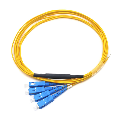 黄色 UPC 光ファイバーパッチ コード ピグテール 4コア PVC ジャケット