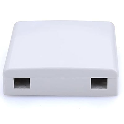 86 x 86 x 25 mm 光ファイバー終端壁ソケット、4コア、耐火性UL94-0